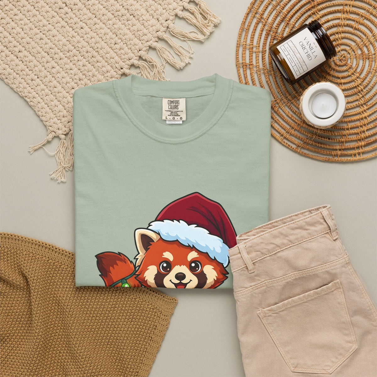 Red Panda Animals Festive Gift Chibi Panda Wildlife Fan Cartoon Holiday Animated Xmas Lights T-Shirt