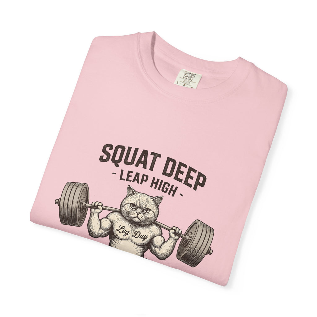 Muscular Cat T-Shirt Cat Fitness Gift Women Vintage T-Shirt Kitty T-Shirt Cat Fan Retro T-Shirt Workout Graphic Hand Drawn Barbell T-Shirt