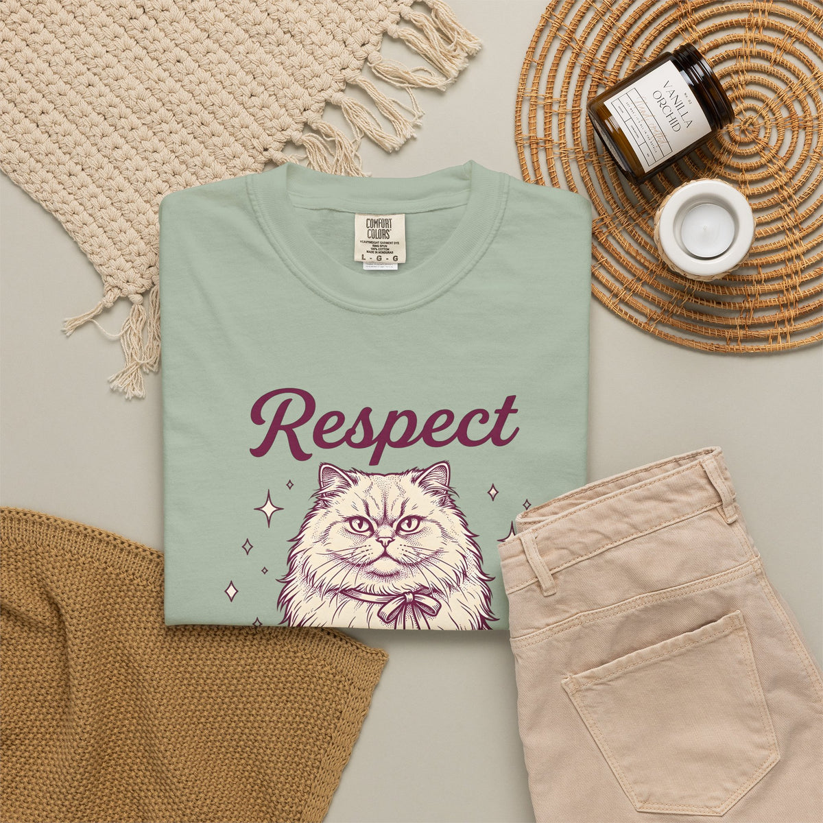 Soft Feline T-Shirt Cat Joke Gift Women Line Art T-Shirt Cat T-Shirt Cat Fan Minimalist T-Shirt Pun Graphic Classic Twinkles T-Shirt