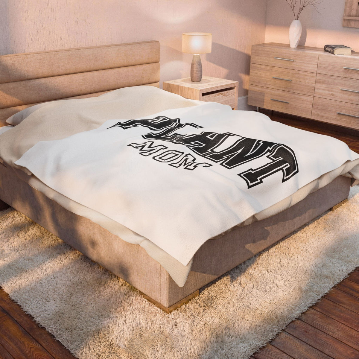 College Font Text Blanket Mom Gardening Gift Women Bold Blanket Typography Blanket Motherhood Fan Typography Blanket Gardener Graphic Vintage