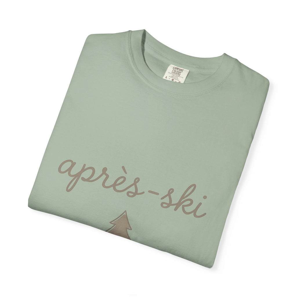 Pine Tree Holiday Freeze Gift Basic Evergreen Christmas Fan Simple Frost Trendy T-Shirt
