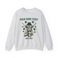 Highland Cow Beer Sweatshirt St Patrick's Day Drinking Gift Women Vintage Sweatshirt Beer Sweatshirt St Patricks Fan Retro Sweatshirt Boozy Graphic Hand Drawn