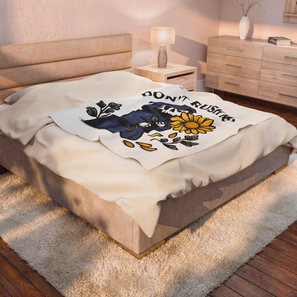 Death Figure Blanket Halloween Witchcraft Gift Women Doodle Blanket Grim Reaper Blanket Horror Fan Skeleton Graphic Blanket Classic Bloom Blanket