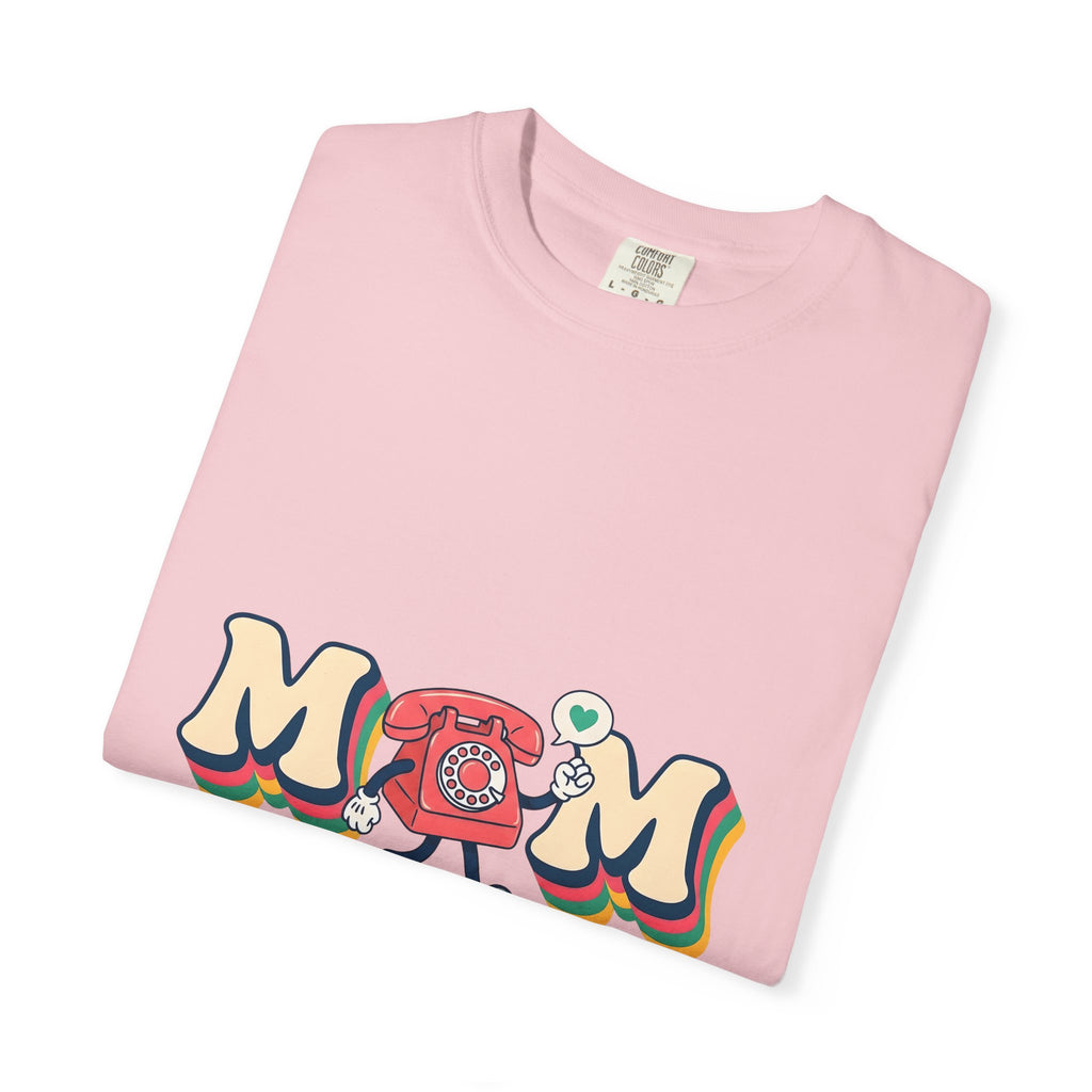 Vintage Phone T-Shirt Moms Relatives Gift Women Comic T-Shirt Old Phone T-Shirt Mother Fan Cartoon T-Shirt Family Graphic Classic Love Symbol