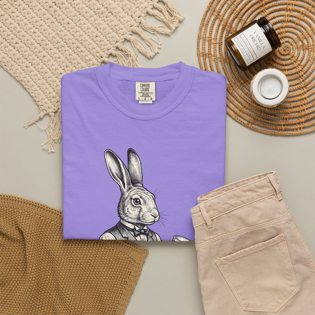 Rabbit Bartender T-Shirt Animal Bar Gift Women Vintage T-Shirt Bunny T-Shirt Pet Fan Retro T-Shirt Pub Graphic Hand Drawn Playing Card T-Shirt