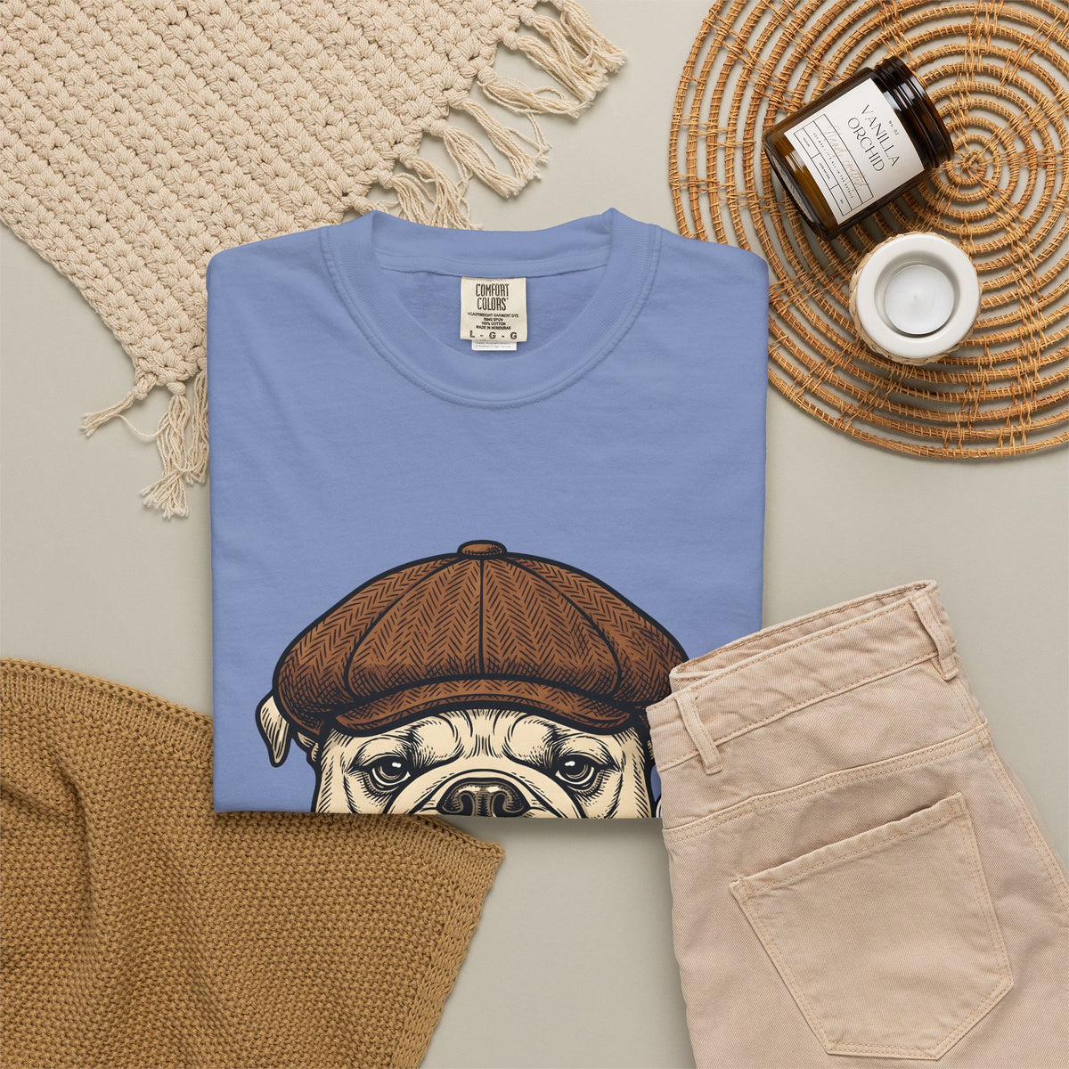 Bulldog Head T-Shirt Dog Creatures Gift Women Old School T-Shirt Bulldog T-Shirt Dog Fan Bulldog Graphic T-Shirt Vintage Illustration Animal