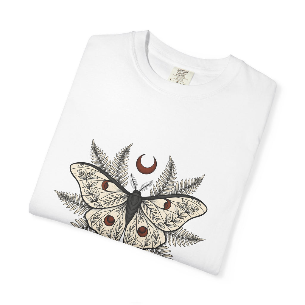 Luna Moth T-Shirt Boho Chic Nature Gift Women Botanical T-Shirt Actias Luna T-Shirt Hippie Fan Botanical Illustration T-Shirt Environmental Graphic