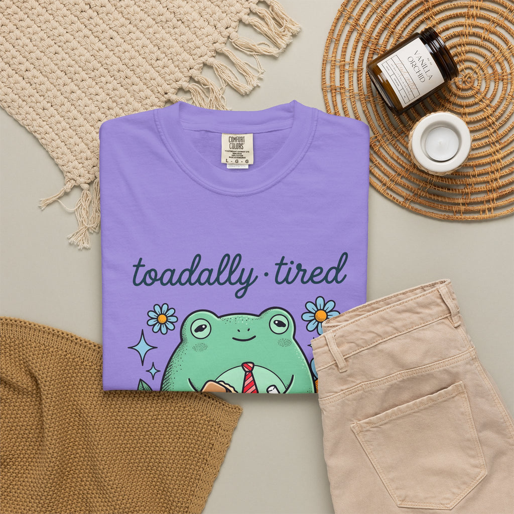 Amphibian Teacher T-Shirt Teachers Gag Gift Women Line Art T-Shirt Frog Teacher T-Shirt Educator Enthusiast Illustration Graphic Drawing