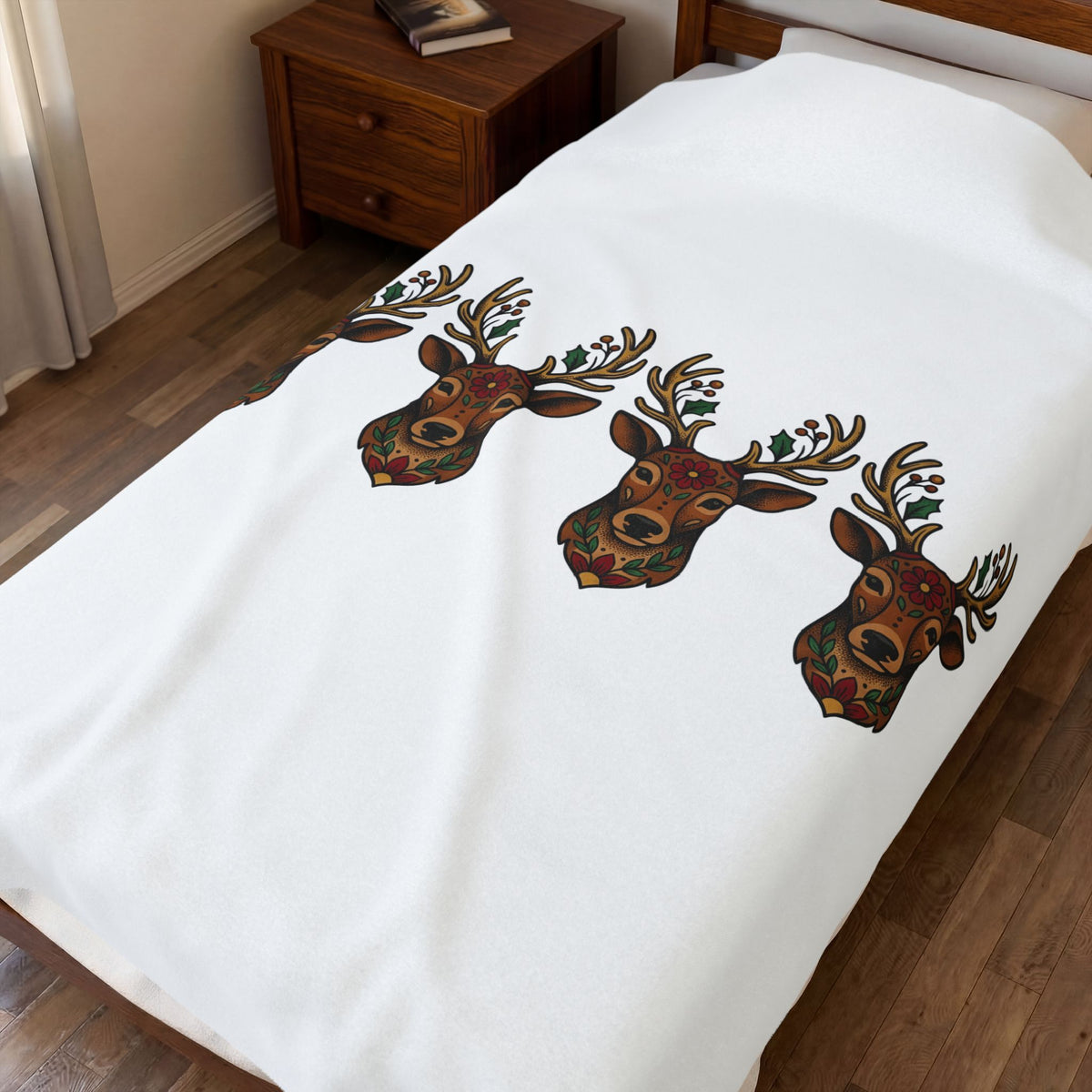 Reindeer Head Holiday Christmas Gift Folk Caribou Christmas Fan Primitive Xmas Vintage Holly Blanket