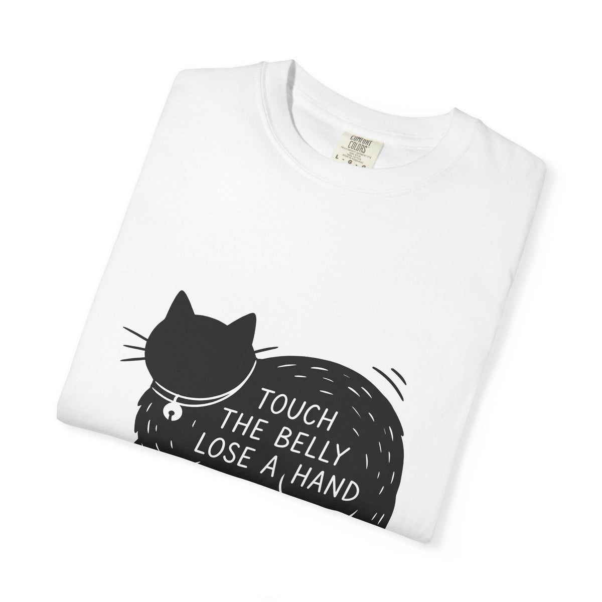 Black Feline T-Shirt Cat Fun Gift Women Flat T-Shirt Cat T-Shirt Cat Fan Minimalist T-Shirt Humorous Graphic Chic Pendant T-Shirt