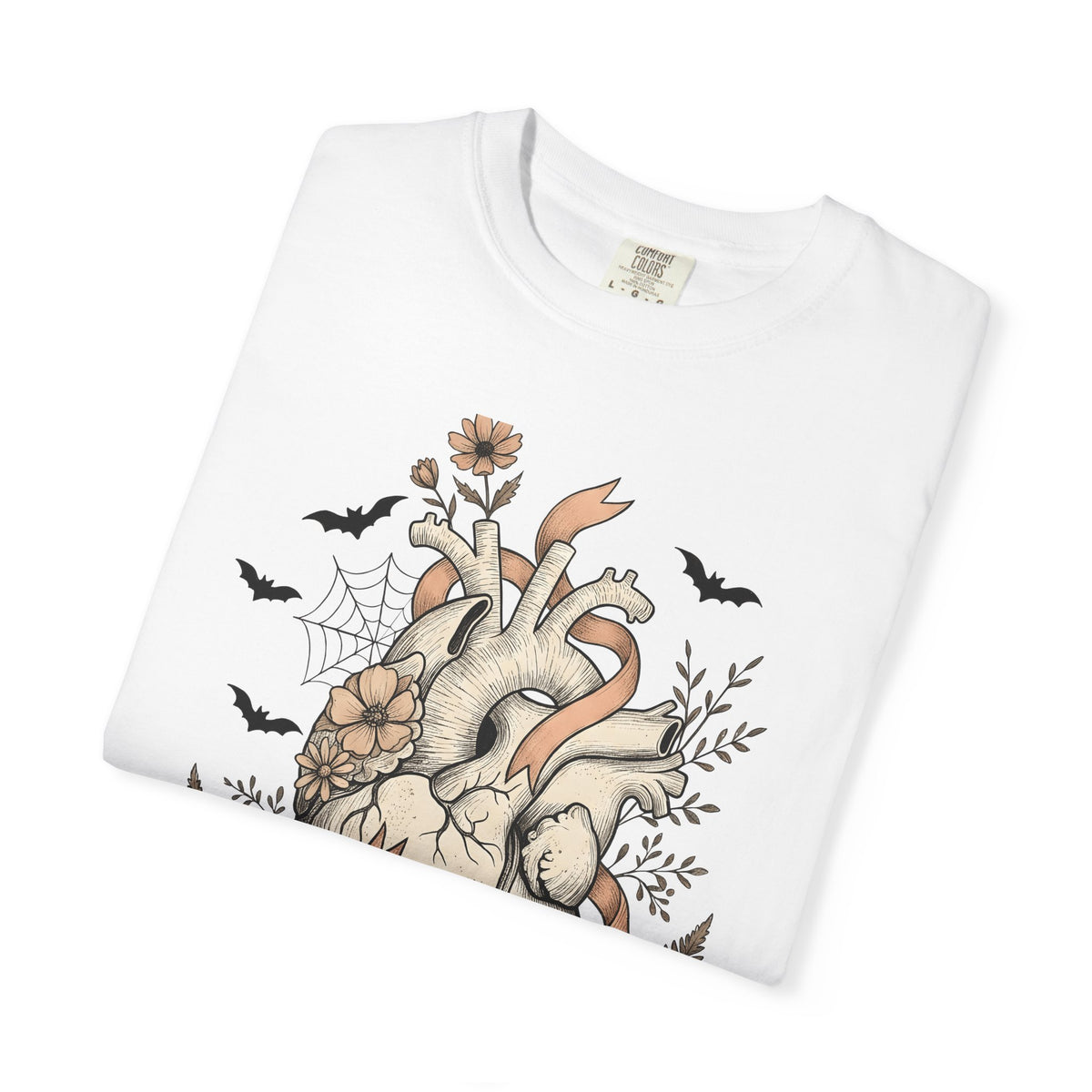 Anatomical Heart T-Shirt Halloween Gothic Gift Women Tattoo Art T-Shirt Cardiac T-Shirt Horror Fan Ink T-Shirt Dark Graphic Vintage Bats T-Shirt