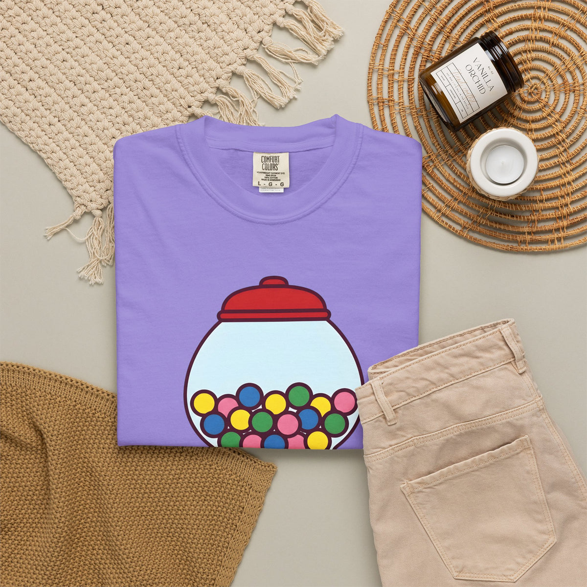 Gumball Dispenser T-Shirt Cute Classic Gift Women Cartoon T-Shirt Gumball Machine T-Shirt Adorable Fan Comic T-Shirt Retro Graphic Doodle Candy