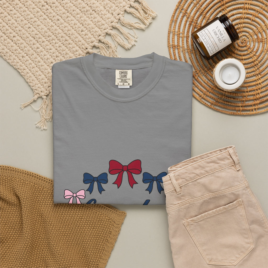Patriotic Bows T-Shirt America Holiday Gift Women Minimalist T-Shirt Ribbons T-Shirt American Fan Simple T-Shirt Celebration Graphic Retro Script