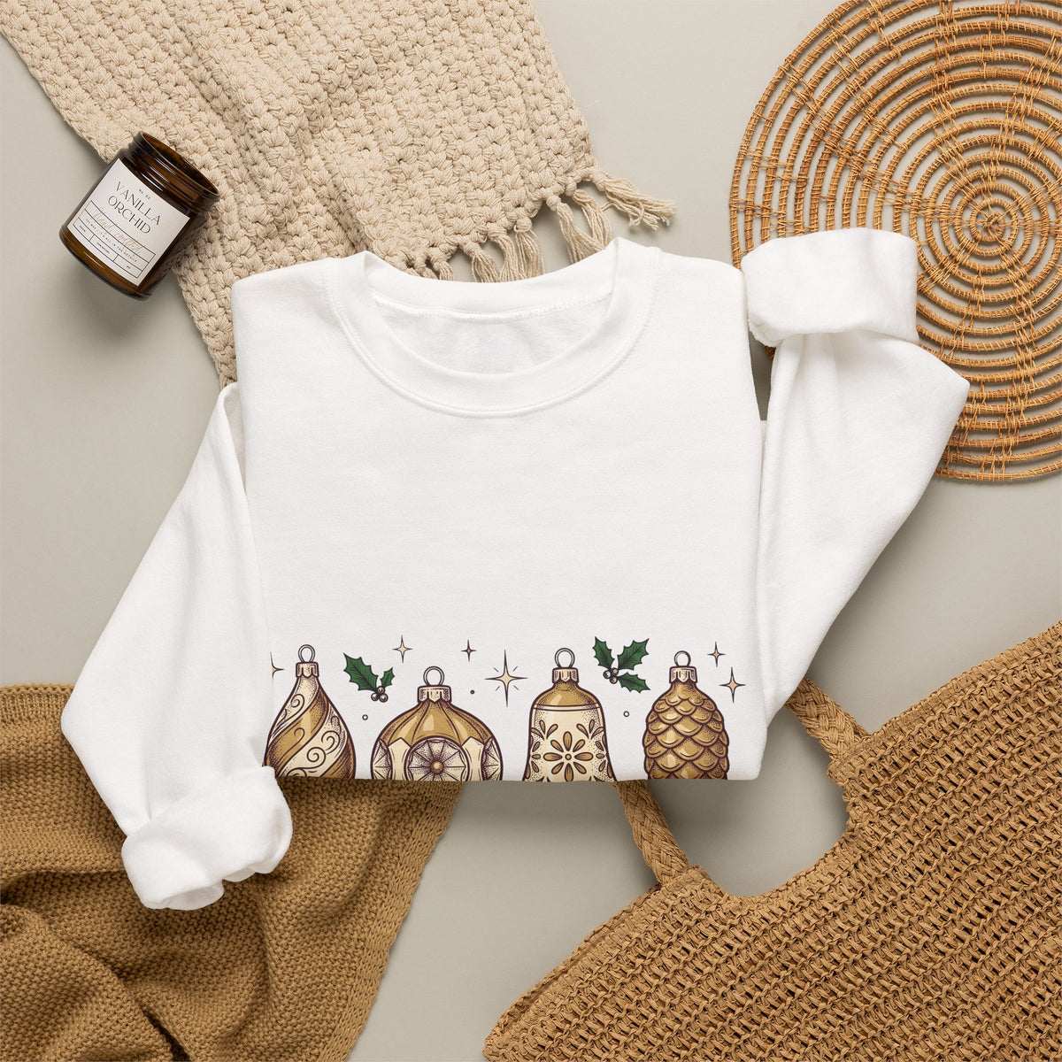 Festive Ornaments Sweatshirt Christmas Event Gift Women Line Art Sweatshirt Baubles Sweatshirt Xmas Fan Illustration Graphic Sweatshirt Hand Painted Pine