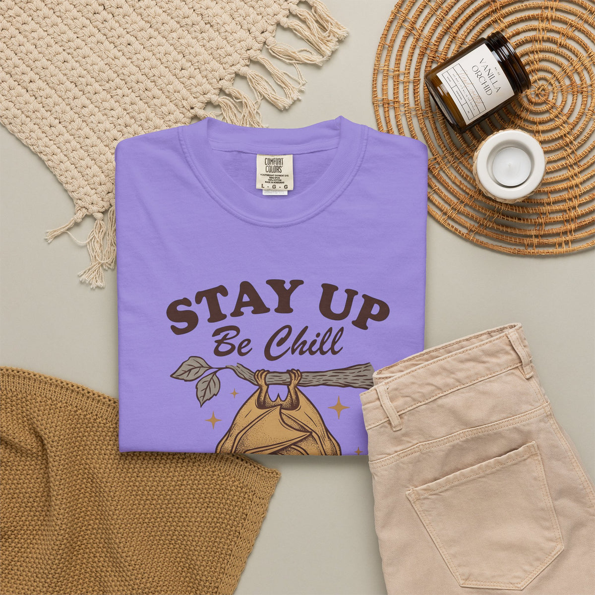 Bat Headset T-Shirt Cute Fauna Gift Women Classic T-Shirt Headphones T-Shirt Adorable Fan Retro T-Shirt Wildlife Graphic Doodle Tree Limb T-Shirt