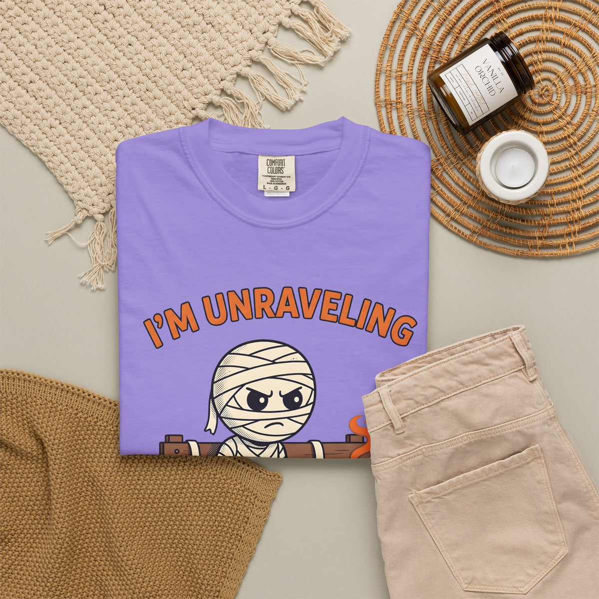 Mummy Halloween Joke Gift Comic Wrap Horror Fan Cartoon Pun Retro Teacup T-Shirt