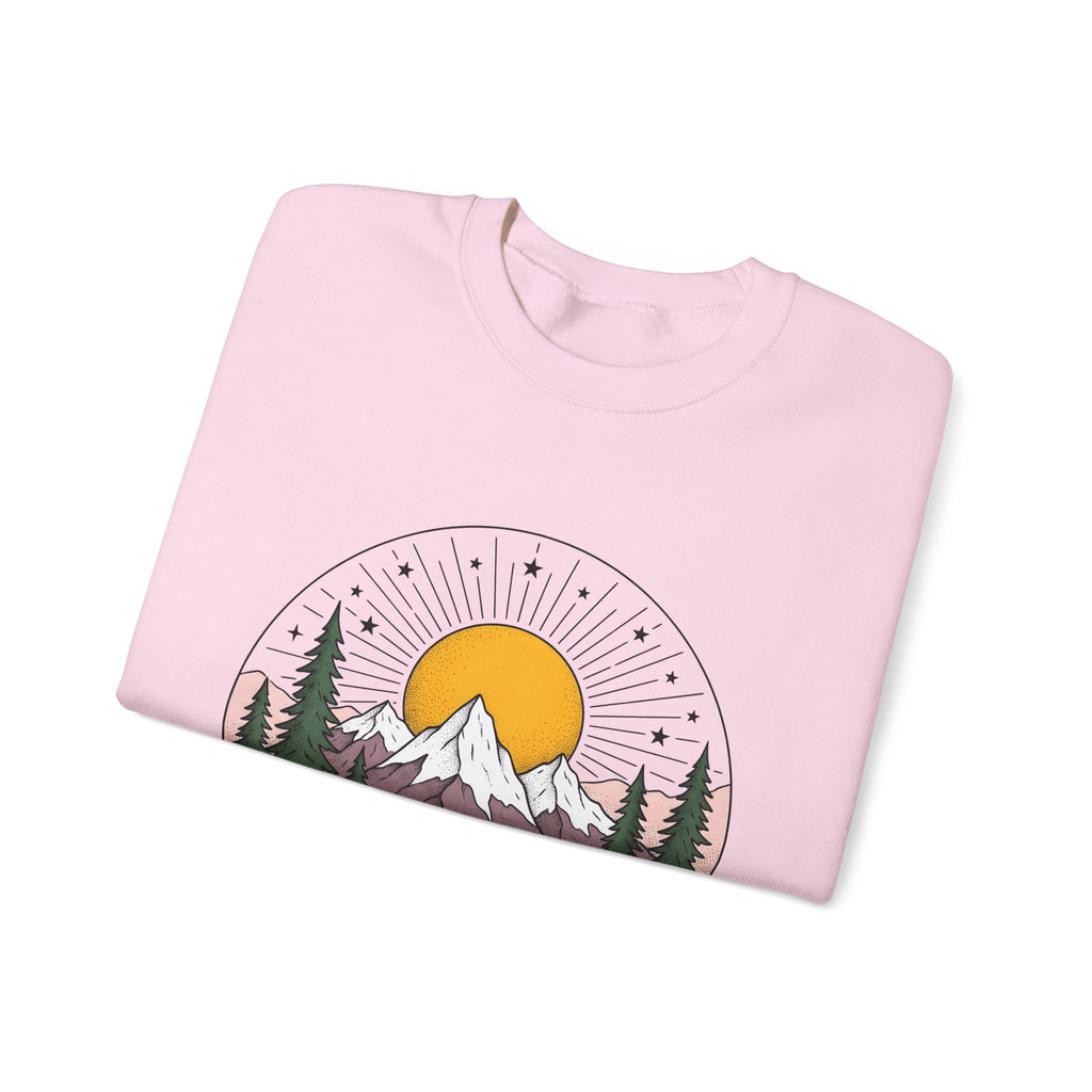 Mountain Scenery Sweatshirt Nature Camping Gift Women Rustic Sweatshirt Landscape Sweatshirt Outdoors Enthusiast Distressed Sweatshirt Outdoor Graphic Vintage