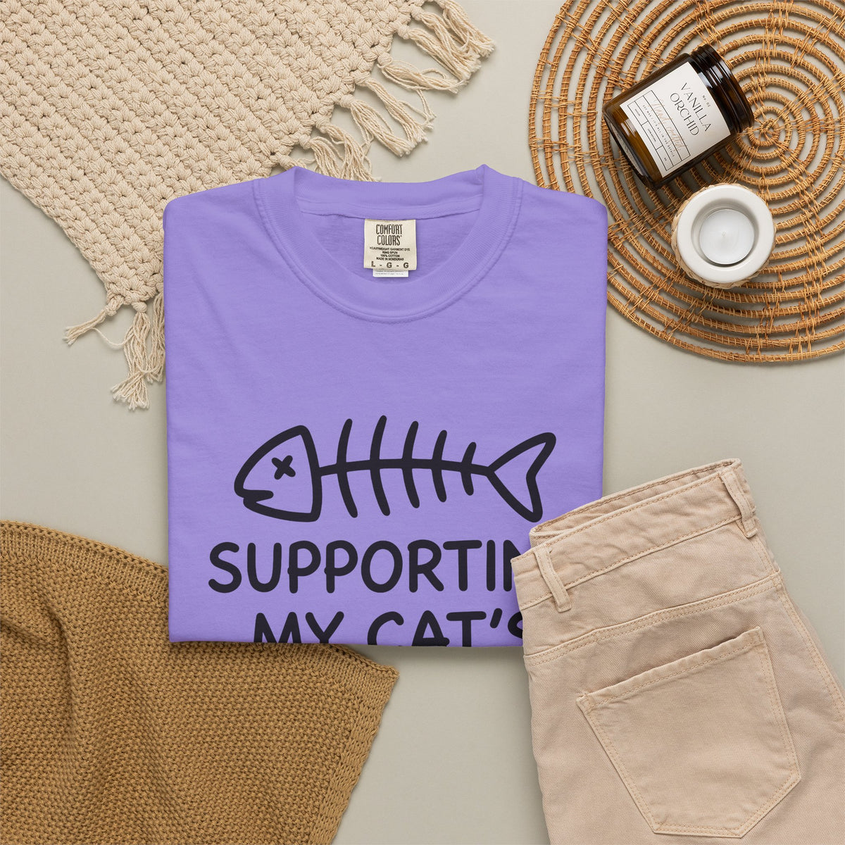 Fish Bone T-Shirt Cat Funny Gift Women Cute T-Shirt Fish Skeleton T-Shirt Cat Fan Fishy T-Shirt Humorous Graphic Sketch Cat Treats T-Shirt