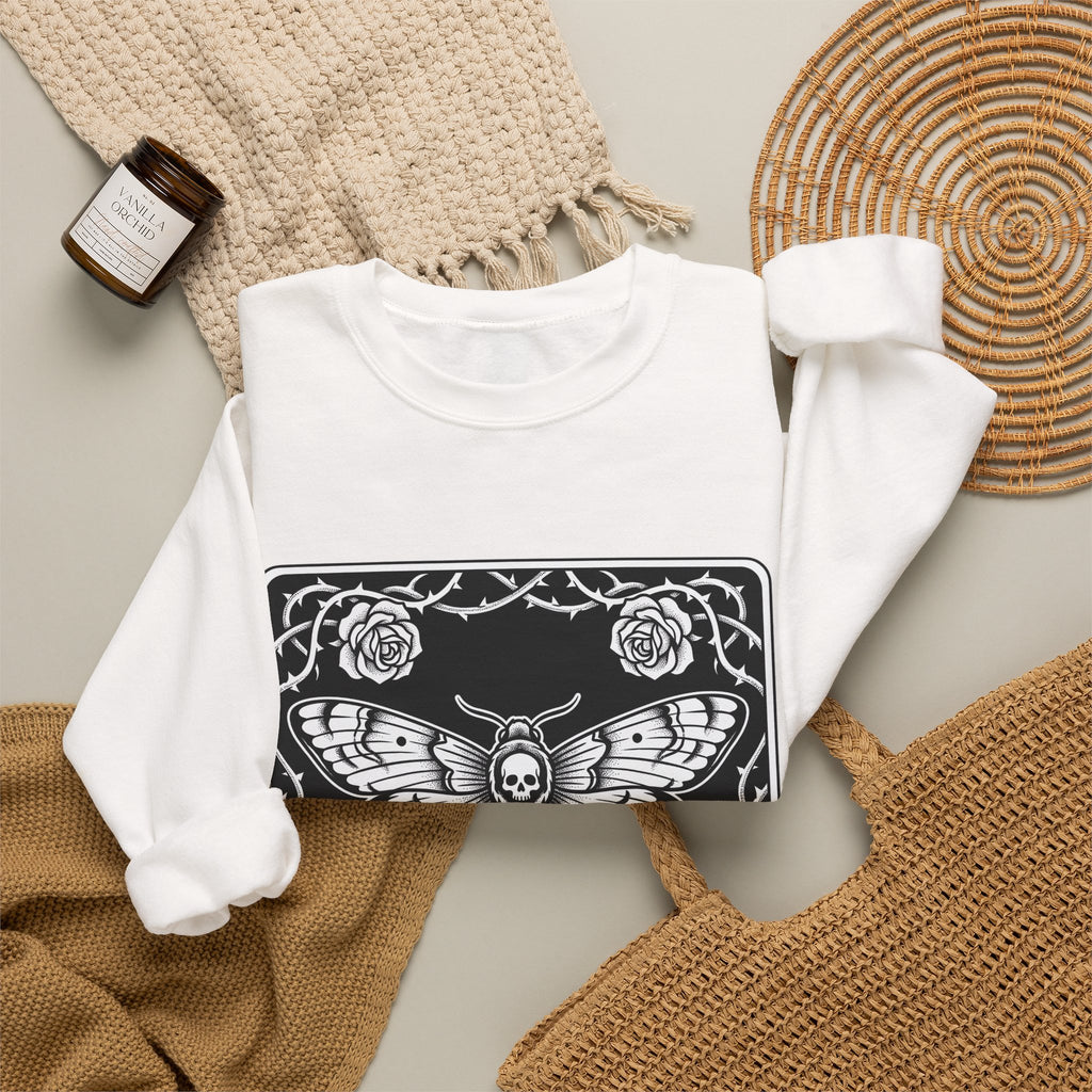 Skull Butterfly Sweatshirt Gothic Magic Gift Women Traditional Tattoo Sweatshirt Sugar Skull Sweatshirt Darkwave Fan Tattooed Sweatshirt Mystic Graphic Horror