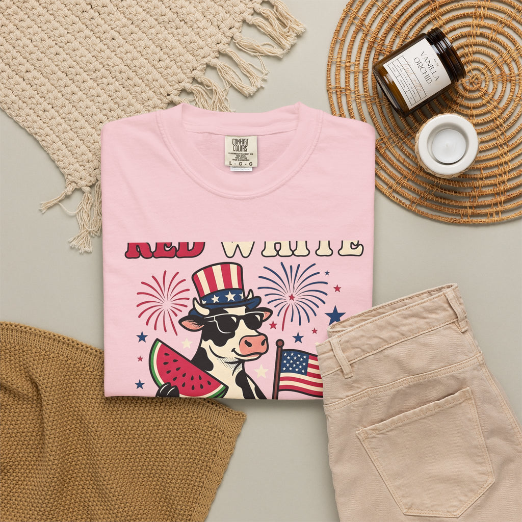 Patriotic Cow T-Shirt 4th Of July Farming Gift Women Animated T-Shirt Cowgirl T-Shirt Independence Fan Cartoon T-Shirt Agricultural Graphic Classic