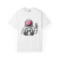Astronaut Graphic T-Shirt America Space Gift Women Comic T-Shirt Cosmonaut T-Shirt Patriot Fan Galactic Graphic Illustration Cartoon T-Shirt Retro