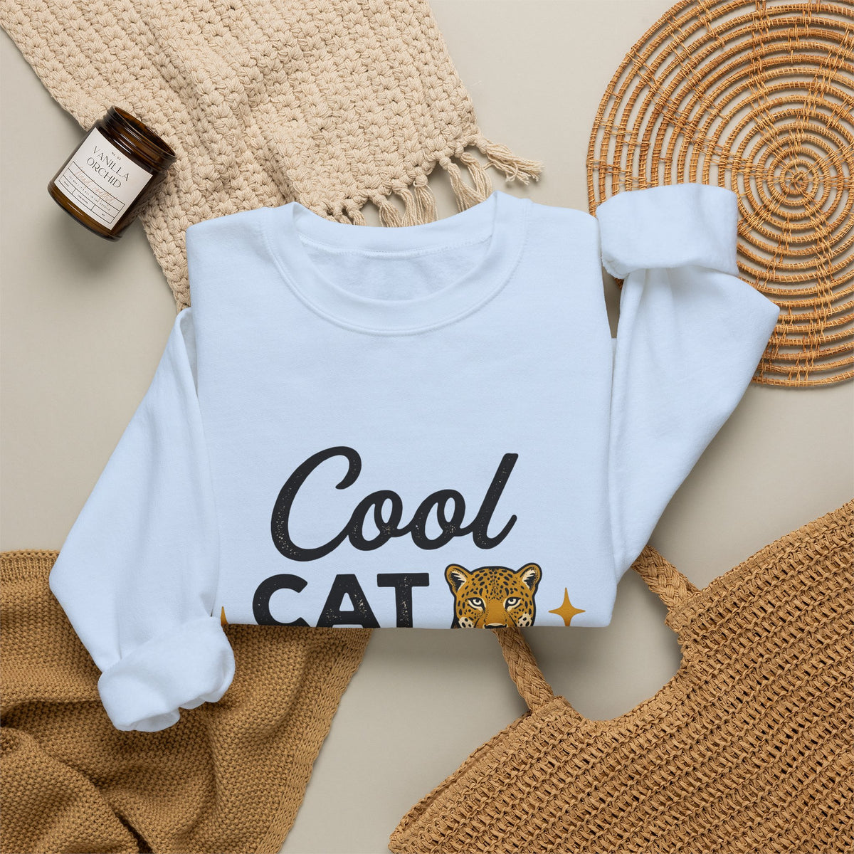 Spotted Cat Sweatshirt Cat Fauna Gift Women Antique Sweatshirt Tabby Cat Sweatshirt Cat Fan Feline Sweatshirt Wildlife Graphic Throwback Twinkles Sweatshirt