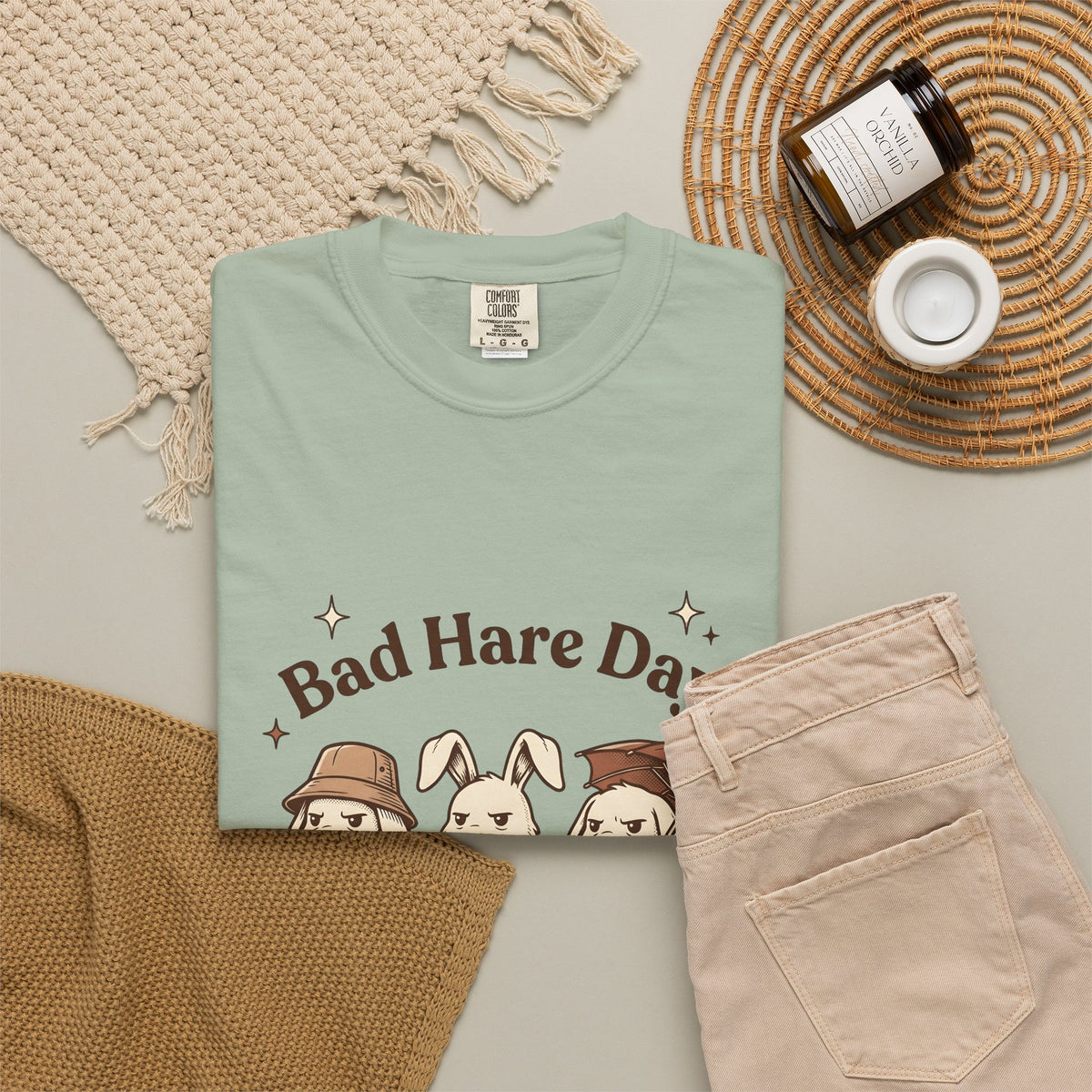 Moody Rabbits T-Shirt Funny Pets Gift Women Animation T-Shirt Bunny T-Shirt Humor Fan Cartoon T-Shirt Animal Graphic Classic Rainshade T-Shirt