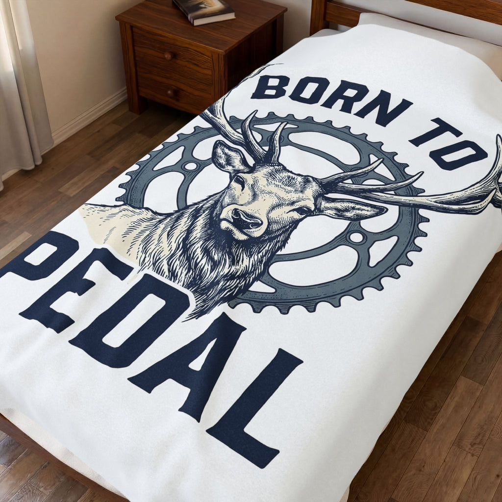 Deer Gear Cycling Nature Gift Vintage Hunting Cyclist Fan Retro Wilderness Hand Drawn Antlers Blanket