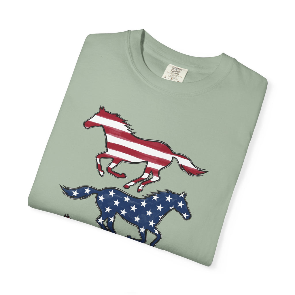 Freedom Horse T-Shirt America 4Th Of July Rodeo Gift Women Illustration T-Shirt Mustang T-Shirt Patriot Fan Vintage Art T-Shirt Rodeo Graphic