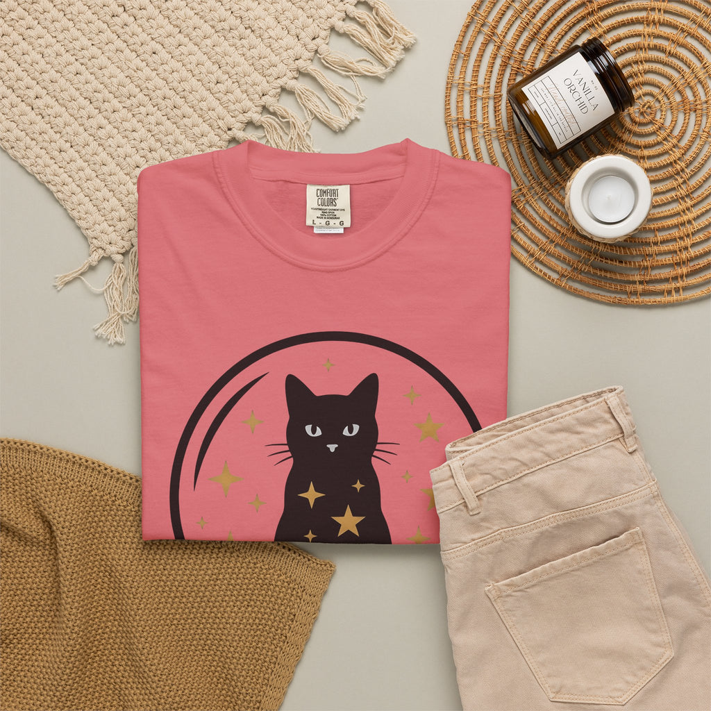 Dark Cat Orb T-Shirt Cat Magic Gift Women Simple T-Shirt Black Cat Ball T-Shirt Cat Fan Feline Graphic T-Shirt Retro Sparkles T-Shirt