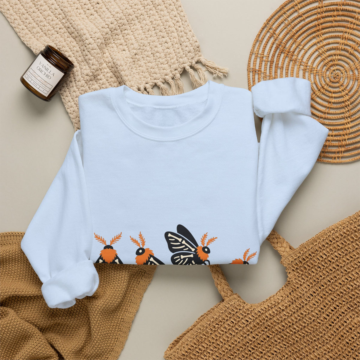 Skeleton Butterfly Sweatshirt Halloween Critter Gift Women Pop Art Sweatshirt Butterfly Sweatshirt Spooky Fan Retro Sweatshirt Creature Graphic Cartoon Amber