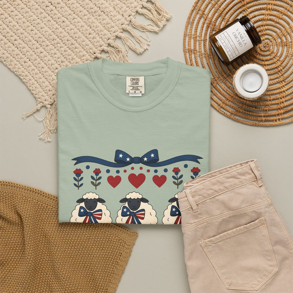 Usa Lamb T-Shirt 4th Of July Fauna Gift Women Handmade T-Shirt Lamb T-Shirt Patriot Fan Handmade T-Shirt Wildlife Graphic Old School Valentine