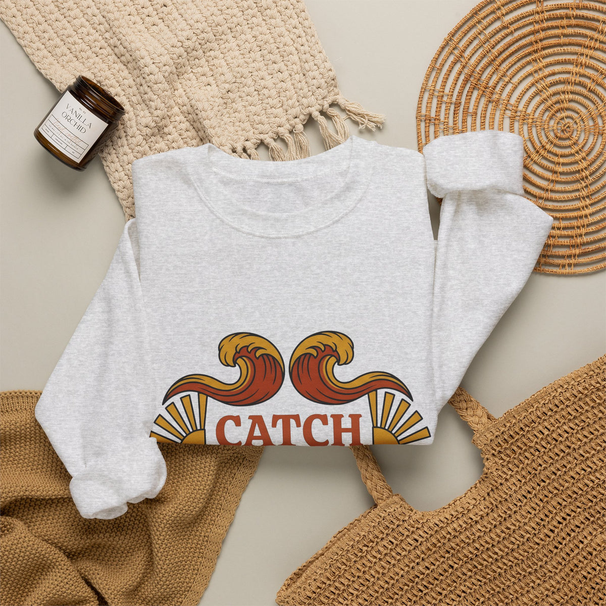 Sea Surf Sweatshirt Surfing Sands Gift Women Classic Sweatshirt Wave Sweatshirt Surfer Fan Beach Sweatshirt Coastal Graphic Heritage Daylight Sweatshirt