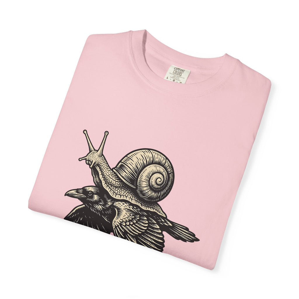 Slug Raven T-Shirt Funny Wildlife Gift Women Classic T-Shirt Raven T-Shirt Humor Fan Vintage T-Shirt Animal Graphic Doodle Wings T-Shirt
