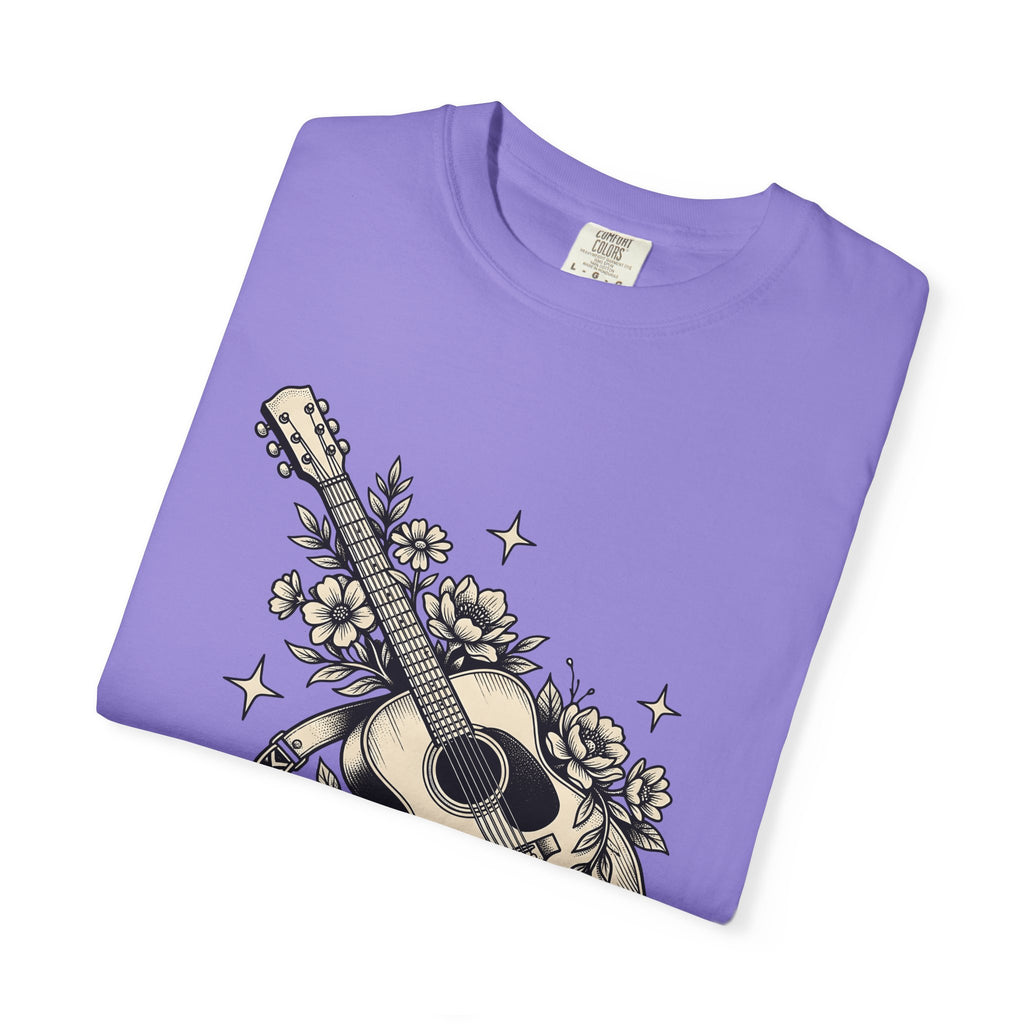 Blossom Guitar T-Shirt Floral Melody Gift Women Illustrative T-Shirt Guitar T-Shirt Flower Fan Illustrated T-Shirt Harmony Graphic Old School Star