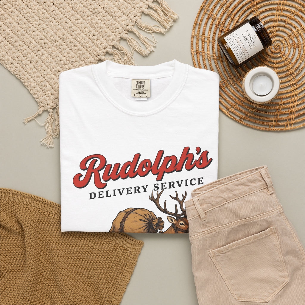 Deer Illustration T-Shirt Christmas Celebration Gift Women Retro T-Shirt Fawn T-Shirt Noel Fan Vintage T-Shirt Party Graphic Sketch Present T-Shirt