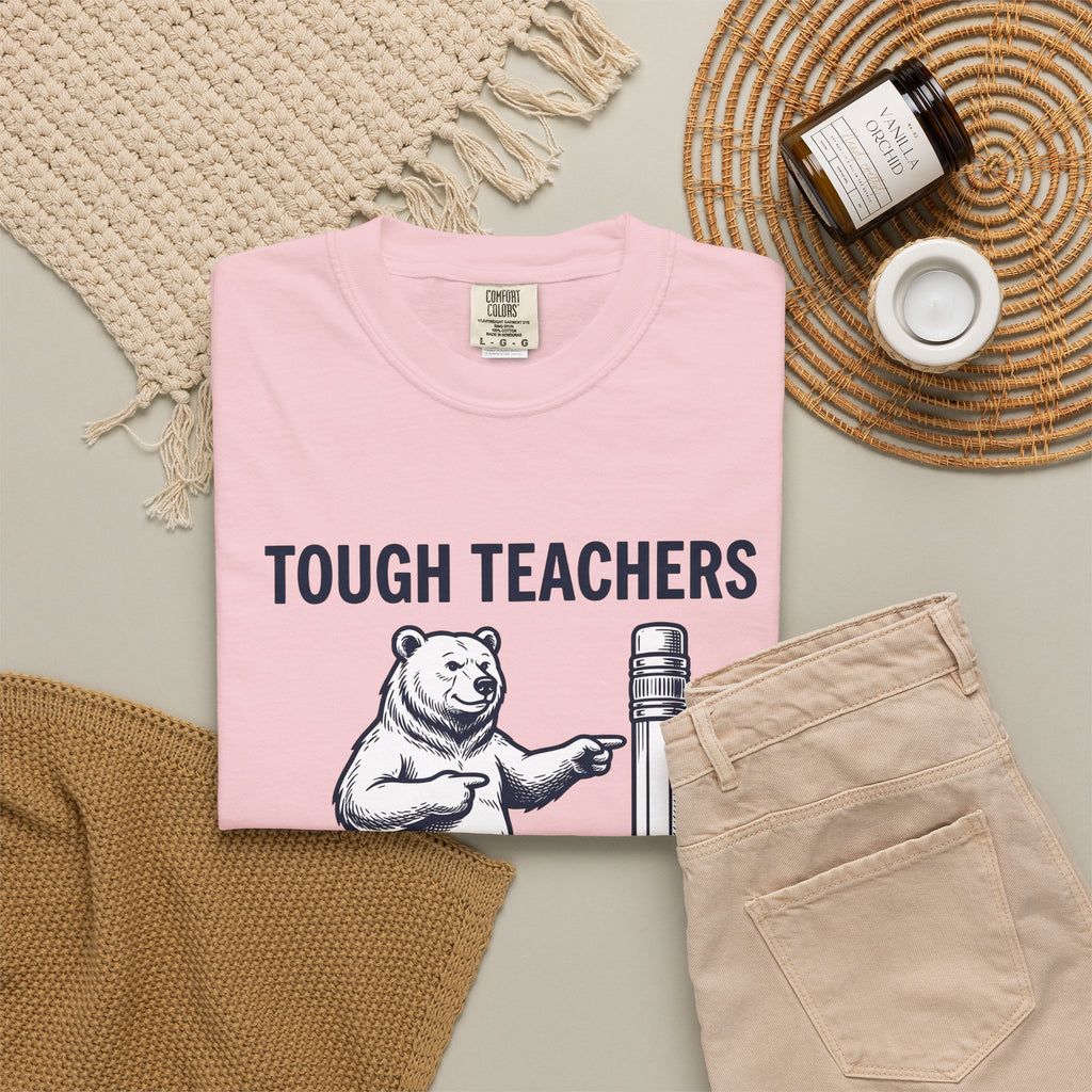 Bear Pen T-Shirt Teachers Wildlife Gift Women Sketch T-Shirt Pen Holder T-Shirt Educator Enthusiast Drawing Illustration Retro Classroom T-Shirt