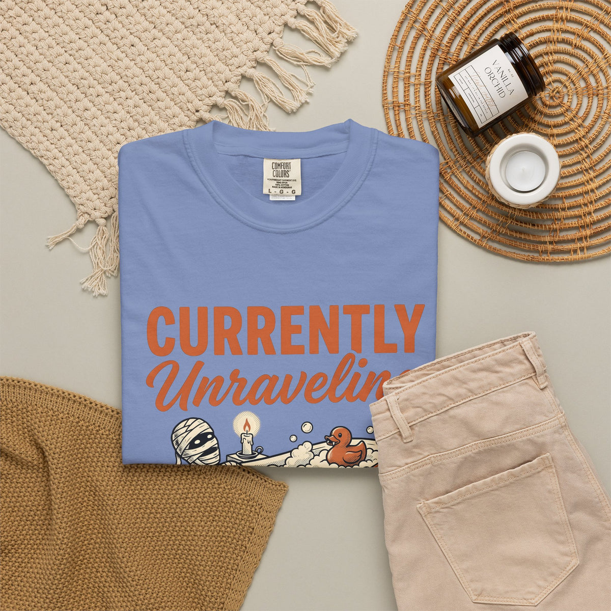 Mummy Bathtub T-Shirt Halloween Humor Gift Women Comic T-Shirt Wrapped Mummy T-Shirt Spooky Fan Cartoon T-Shirt Funny Graphic Vintage Rubber Duck
