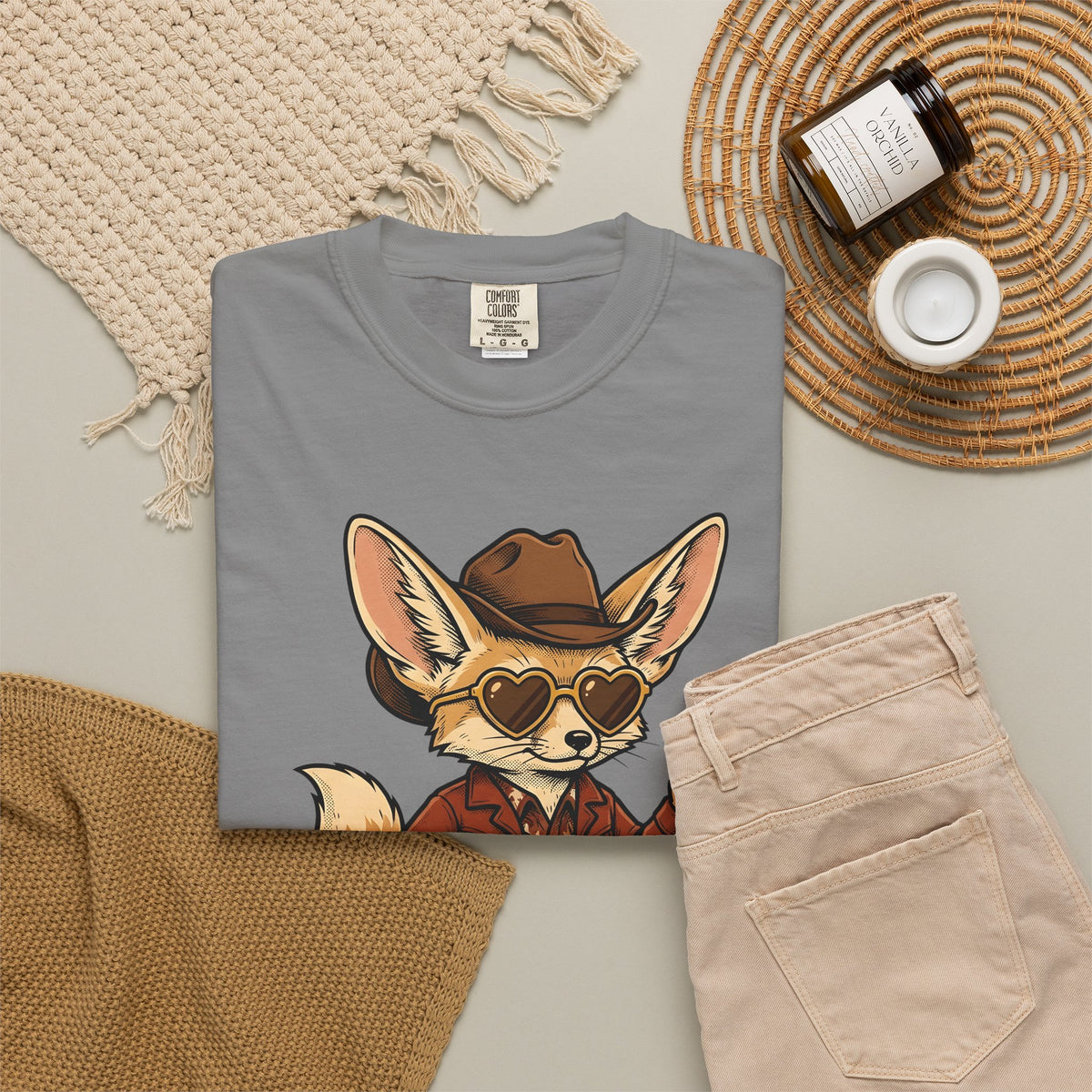 Fennec Fox Cowboy T-Shirt Cowgirl Western Gift Women Vintage T-Shirt Desert Fox T-Shirt Rodeo Fan Retro T-Shirt Western Graphic Hand Drawn