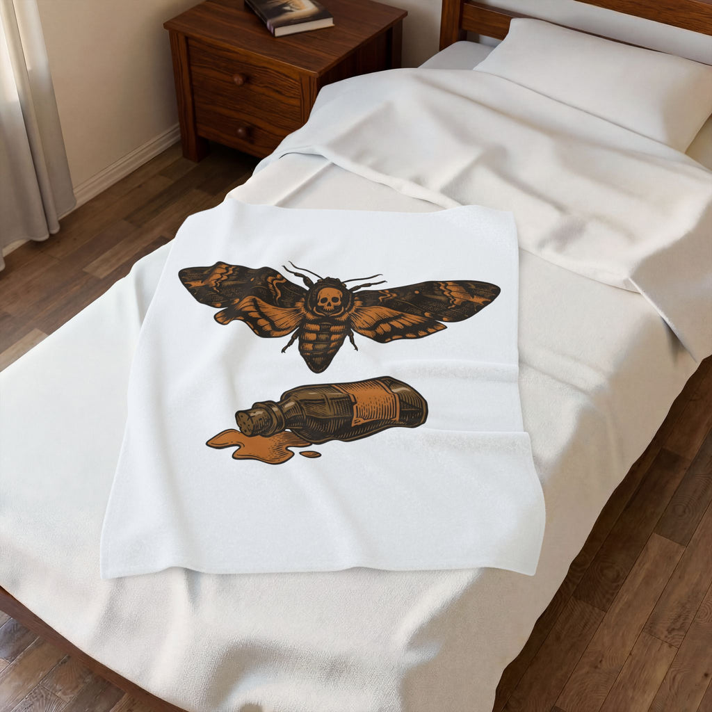 Skeleton Moth Blanket Halloween Mysticism Gift Women Retro Blanket Moth Blanket Horror Fan Gothic Blanket Occult Graphic Dark Magic Jar Blanket