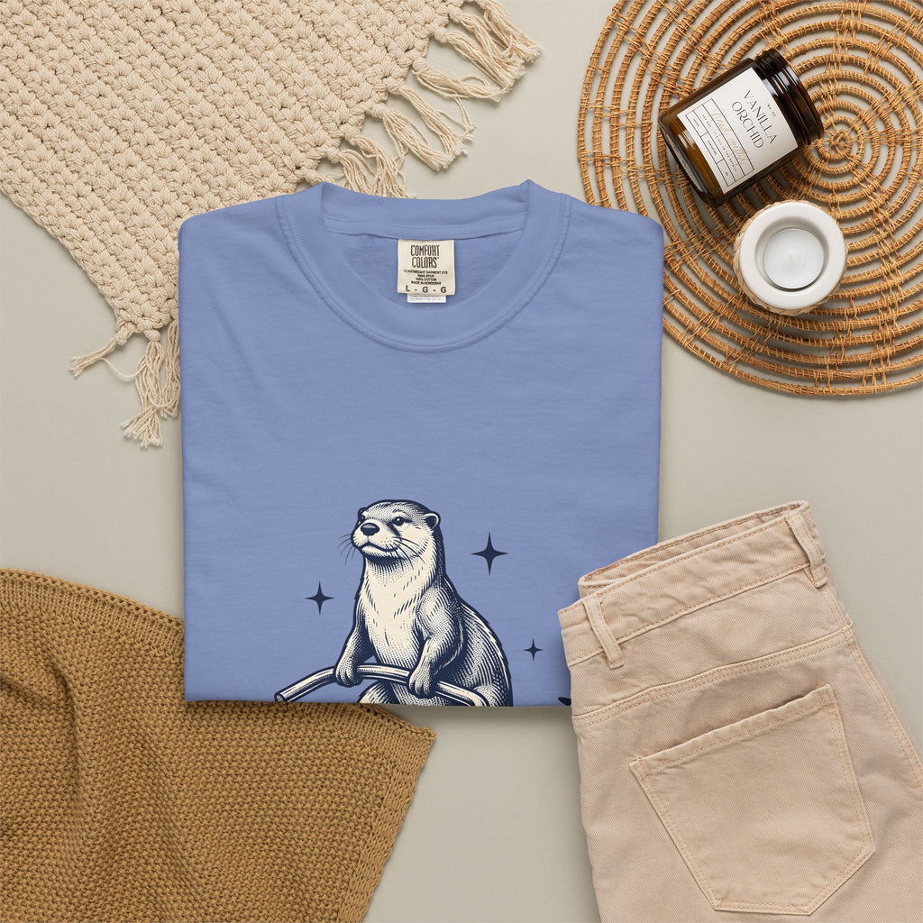 Strong Otter T-Shirt Funny Animal Gift Women Vintage T-Shirt Otter T-Shirt Humor Fan Retro T-Shirt Wildlife Graphic Hand Drawn Stars T-Shirt