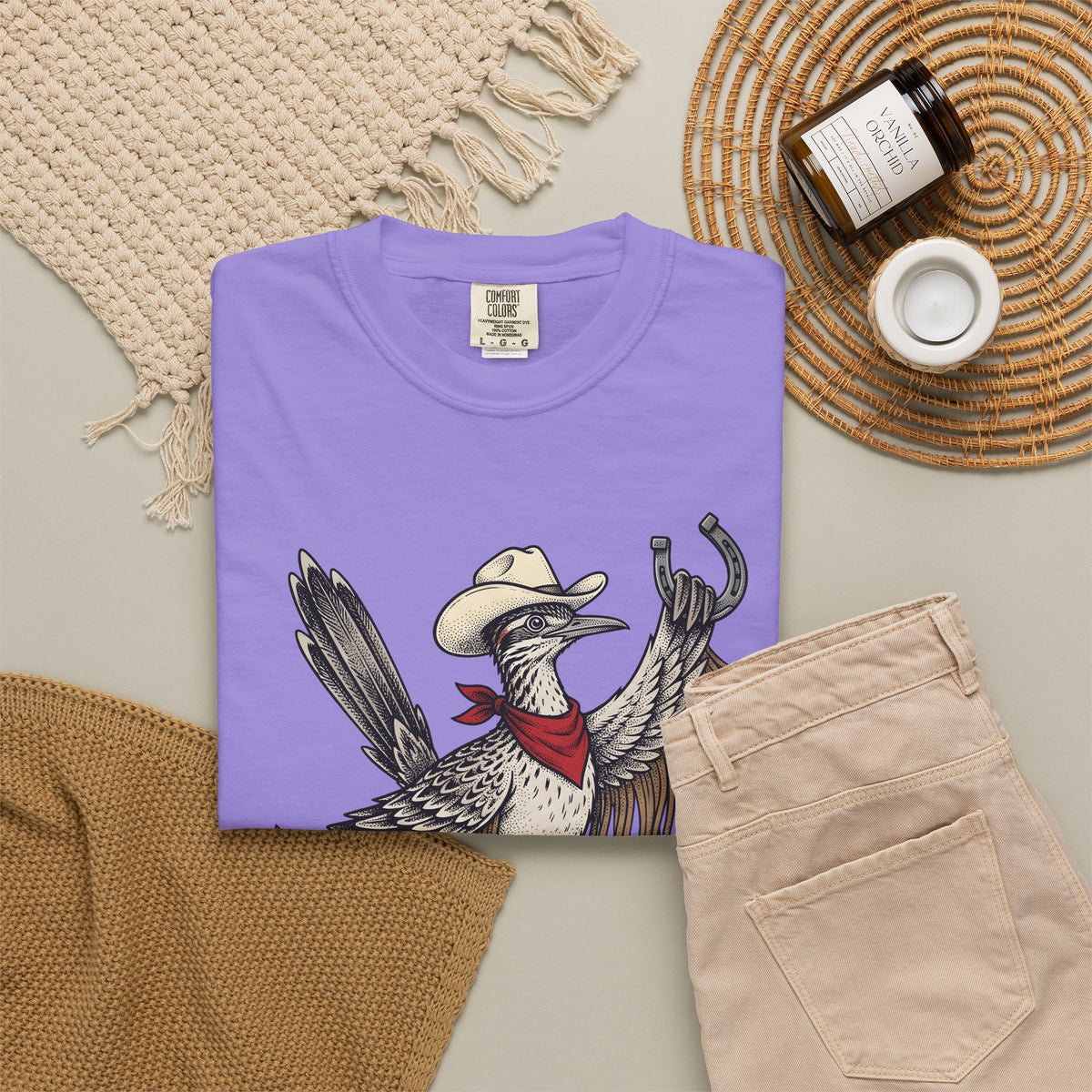 Cowboy Bird T-Shirt Cowgirl Country Gift Women Hand Drawn T-Shirt Rodeo T-Shirt Cowgirl Fan Illustrated T-Shirt Rural Graphic Cartoon Horseshoe