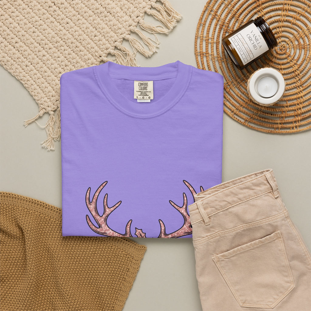 Reindeer Antlers Christmas Holiday Gift Glitter Caribou Xmas Fan Sparkly Seasonal Hand Drawn T-Shirt