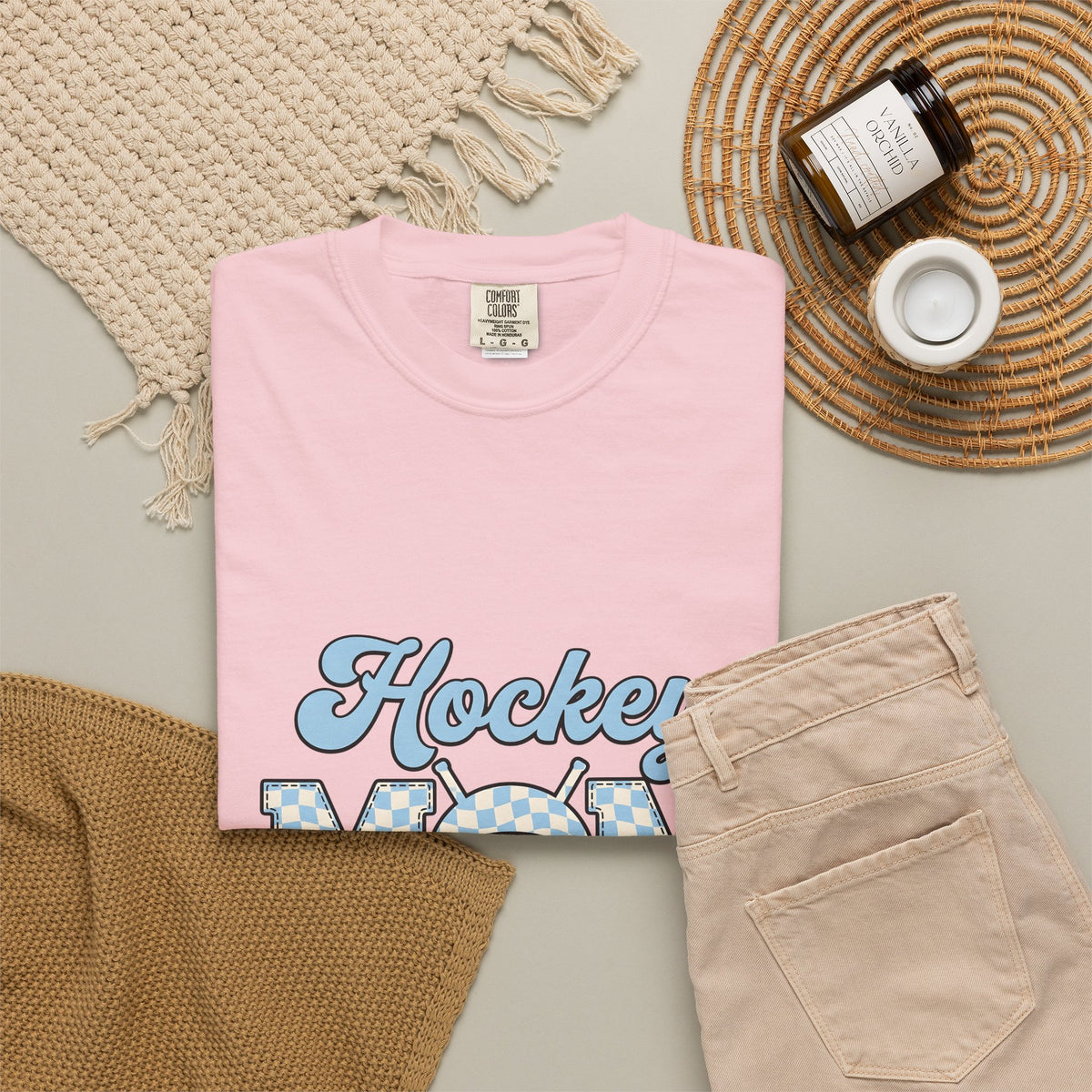 Hockey Puck T-Shirt Hockey Mom Sports Gift Women Retro T-Shirt Puck T-Shirt Hockey Fan Vintage T-Shirt Athletic Graphic Checkered Hockey Sticks