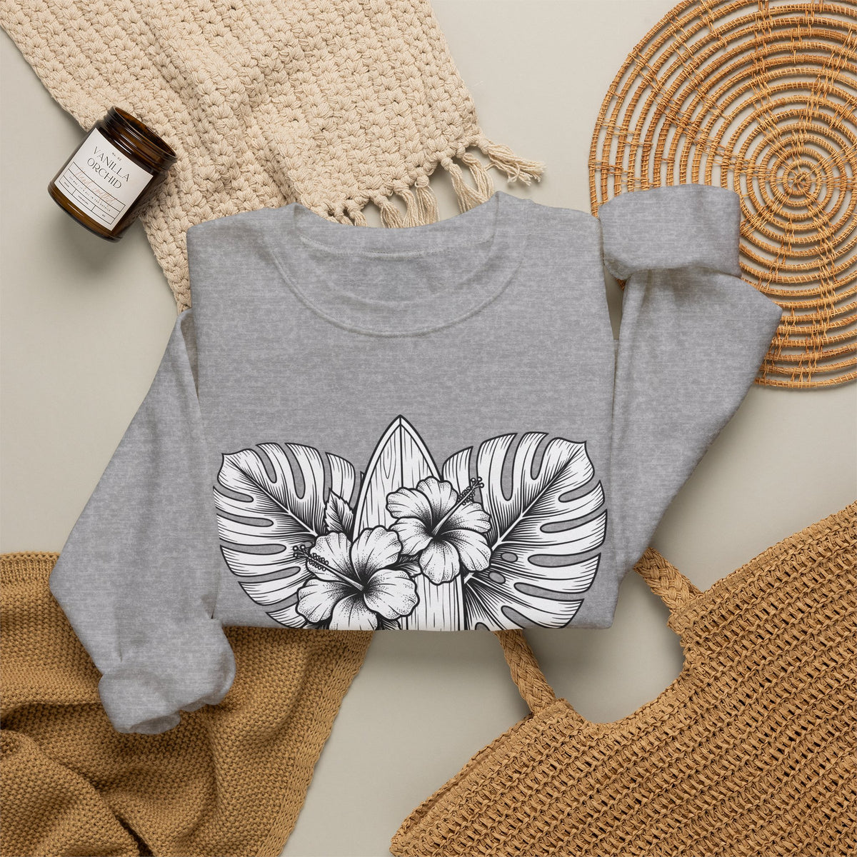 Surfboard Petals Sweatshirt Surfing Shore Gift Women Drawing Sweatshirt Surfboards Sweatshirt Surfer Fan Illustration Graphic Nature Flower Sweatshirt