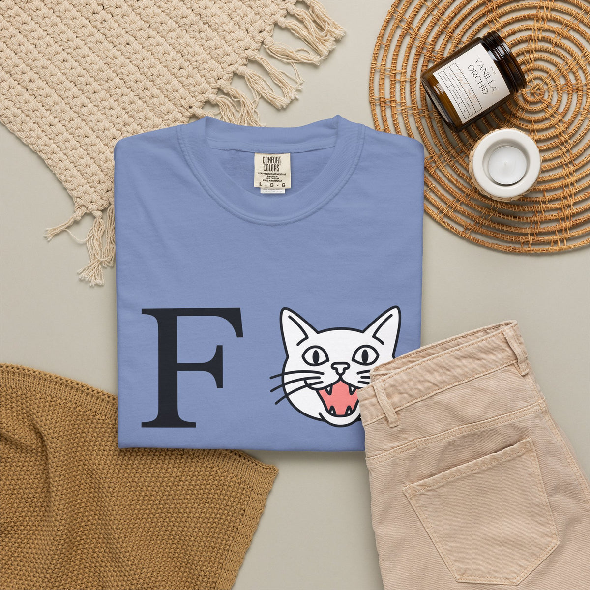 Cat Face Graphic T-Shirt Cat Humor Gift Women Minimalist T-Shirt Kitty T-Shirt Feline Fan Simple T-Shirt Funny Graphic Modern Bold Letters T-Shirt