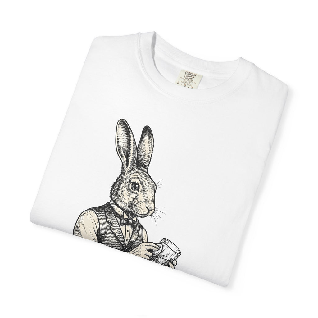 Rabbit Bartender T-Shirt Animal Bar Gift Women Vintage T-Shirt Bunny T-Shirt Pet Fan Retro T-Shirt Pub Graphic Hand Drawn Playing Card T-Shirt