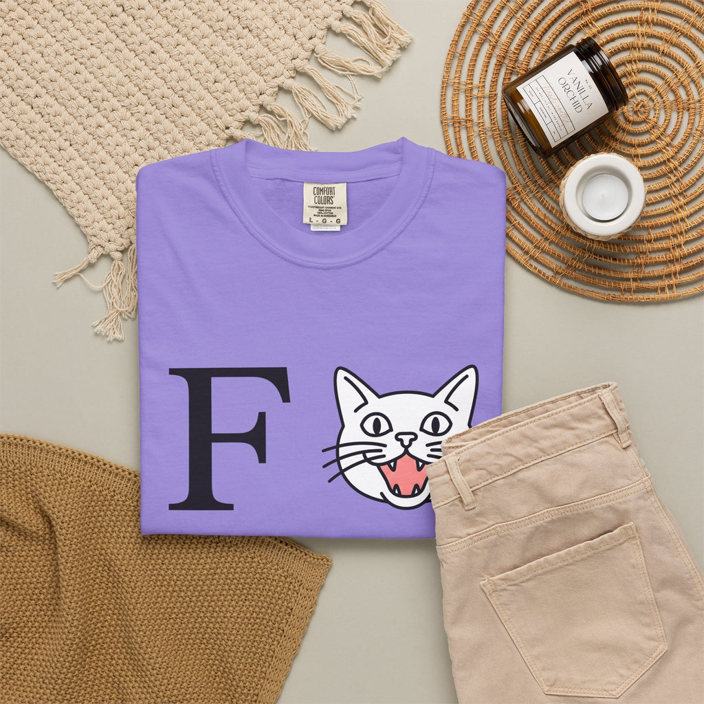 Cat Face Graphic T-Shirt Cat Humor Gift Women Minimalist T-Shirt Kitty T-Shirt Feline Fan Simple T-Shirt Funny Graphic Modern Bold Letters T-Shirt