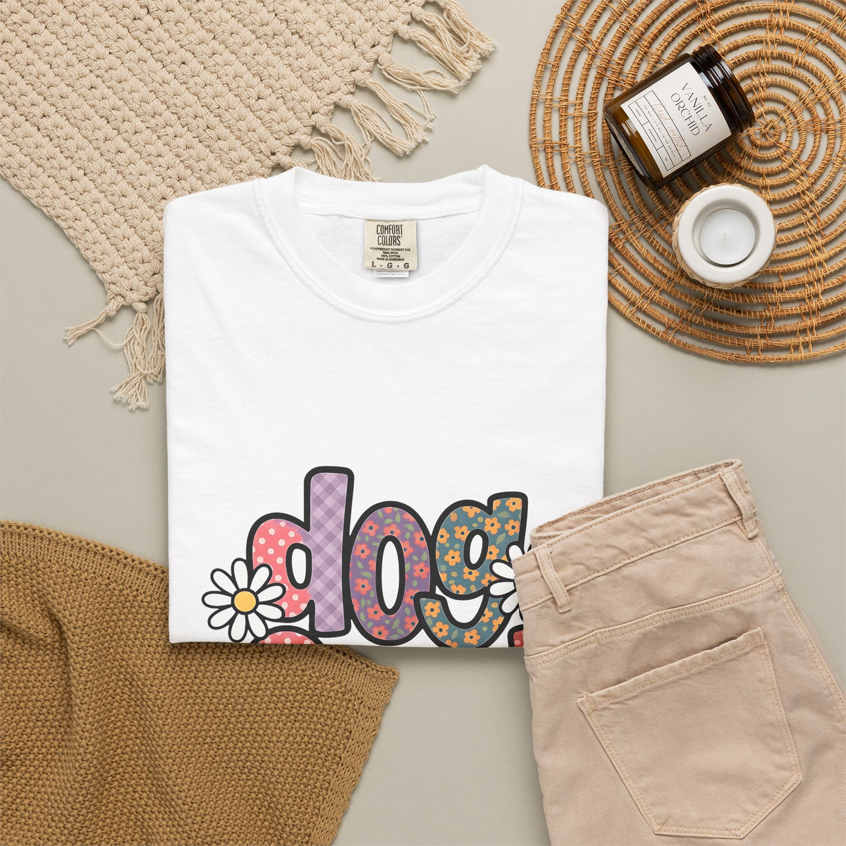 Floral Lettering Print T-Shirt Dog Niece Gift Women Sketch T-Shirt Typography T-Shirt Dog Fan Hand Drawn T-Shirt Niece Graphic Cartoon Chamomile