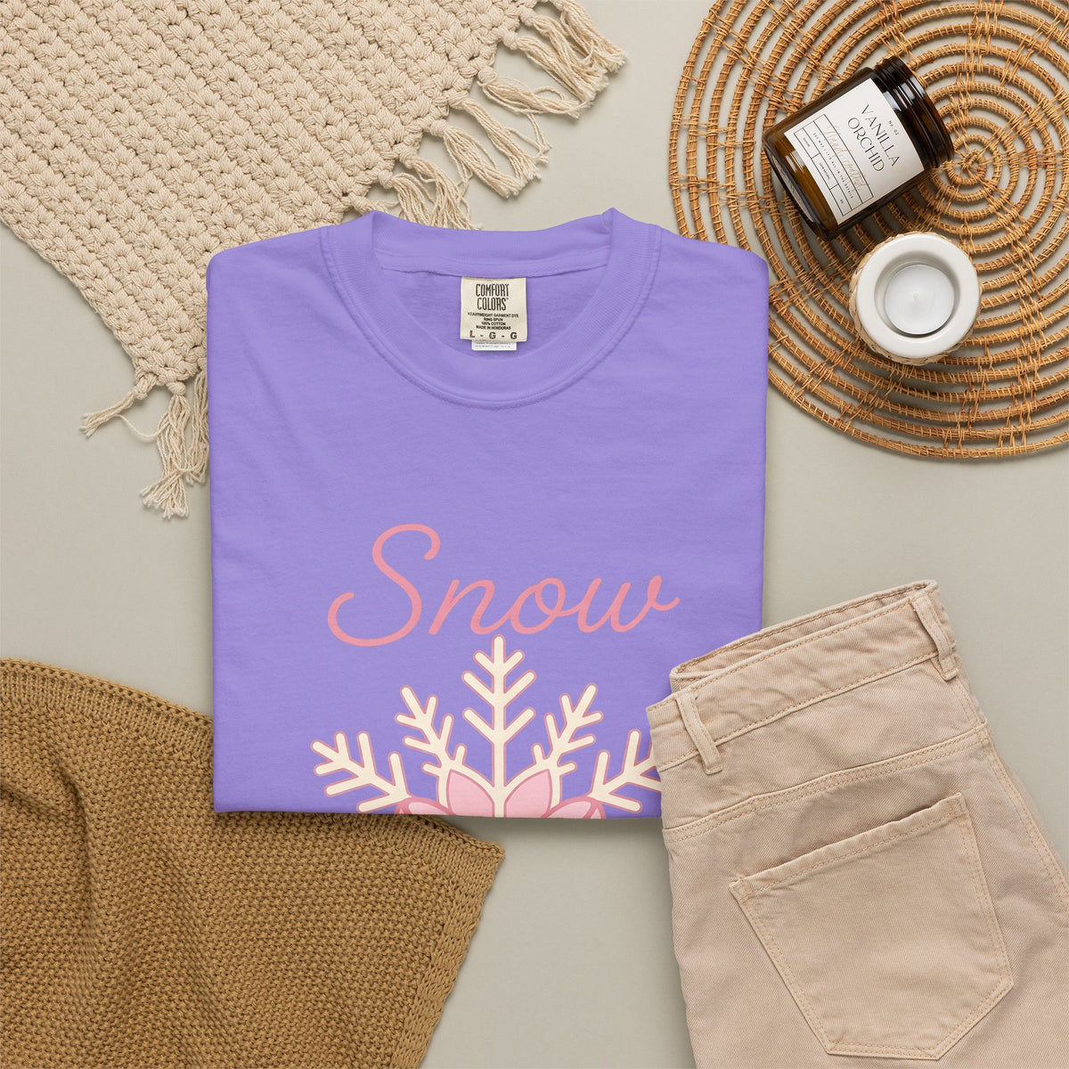 Snowflake Knot Winter Yuletide Gift Playful Frost Snow Fan Ice Crystal Christmas Sleek Band T-Shirt